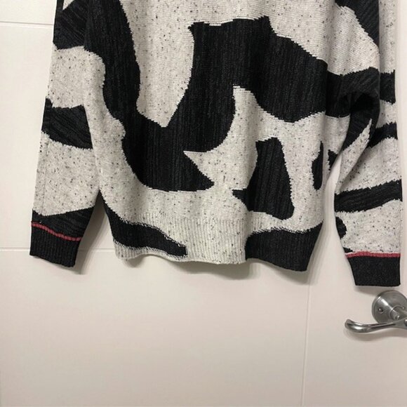 NWT NIC+ZOE Dusk Days Abstract Sweater Black Gray Size Small - Picture 6 of 16